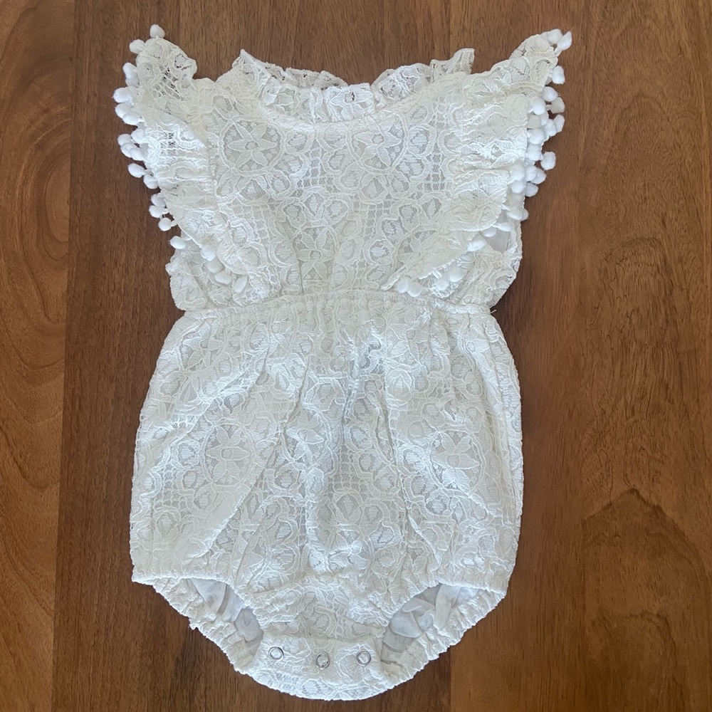 Pompom Sleeveless Romper